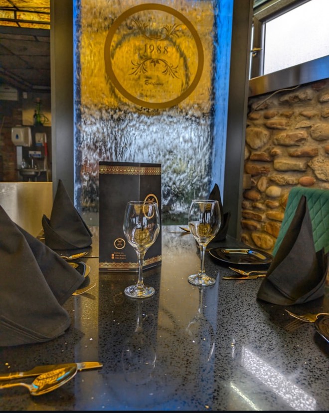 1988 Award Winning Indian Restaurant